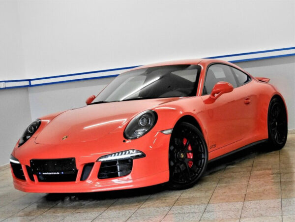 PORSCHE 911 CARRERA COUPE