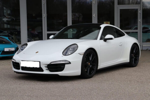PORSCHE 911 CARRERA COUPE