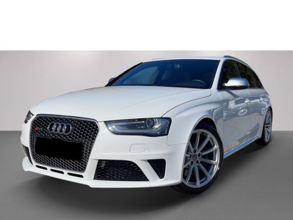 AUDI RS4 AVANT