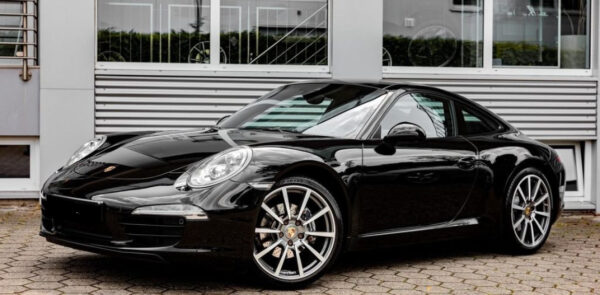 PORSCHE 911 CARRERA COUPE