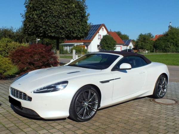ASTON MARTIN VIRAGE