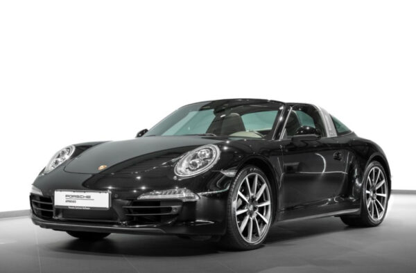 PORSCHE 911 TARGA