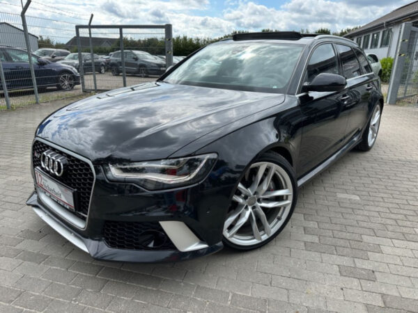 AUDI RS6 AVANT