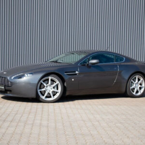 ASTON MARTIN VANTAGE