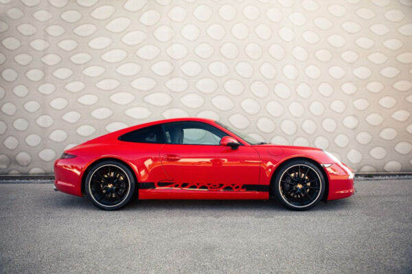PORSCHE 911 CARRERA COUPE