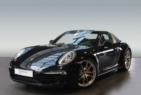 PORSCHE 911 TARGA