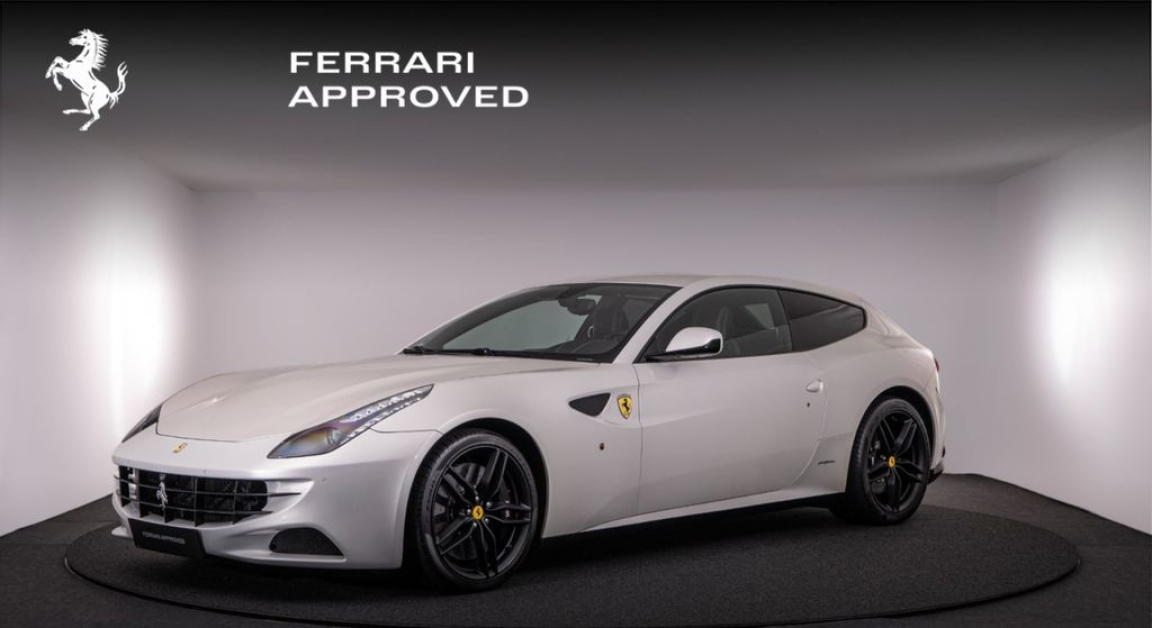 FERRARI FF