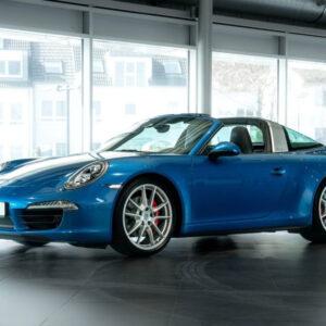 PORSCHE 911 TARGA