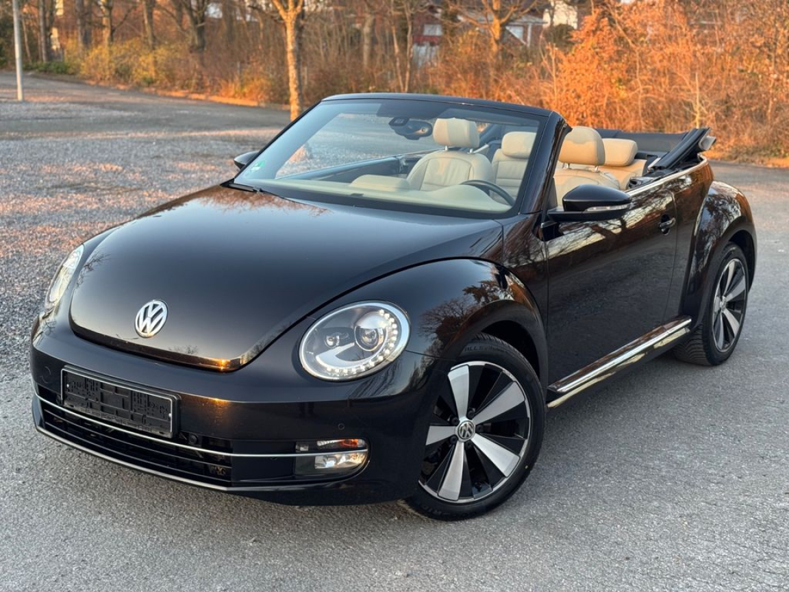 VOLKSWAGEN COCCINELLE CABRIOLET