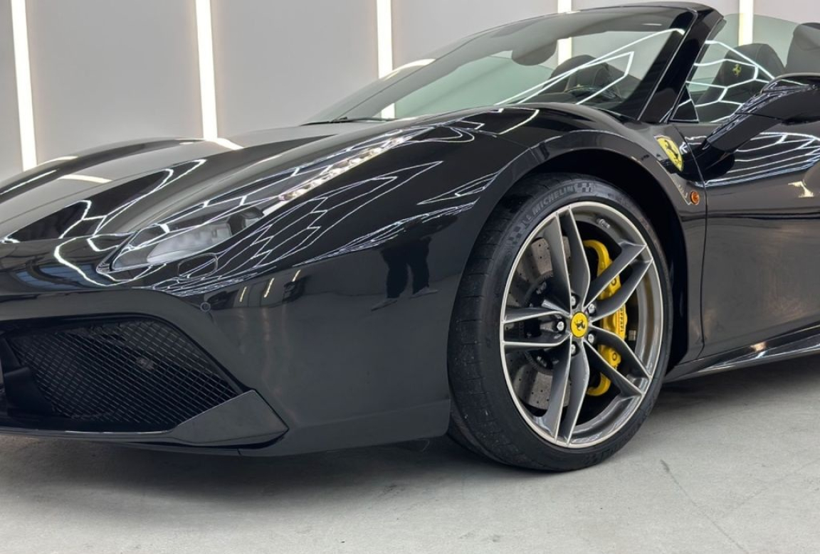 FERRARI 488 SPIDER