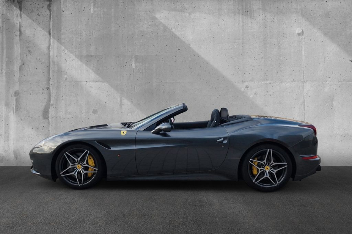 FERRARI CALIFORNIA T