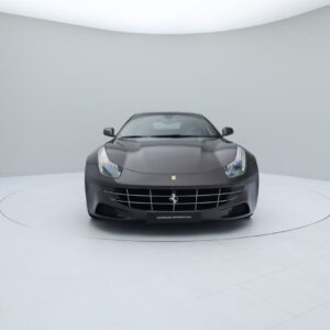 FERRARI FF