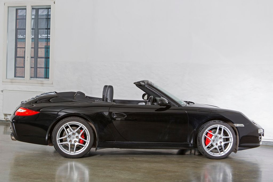PORSCHE 911 CARRERA CABRIOLET 997