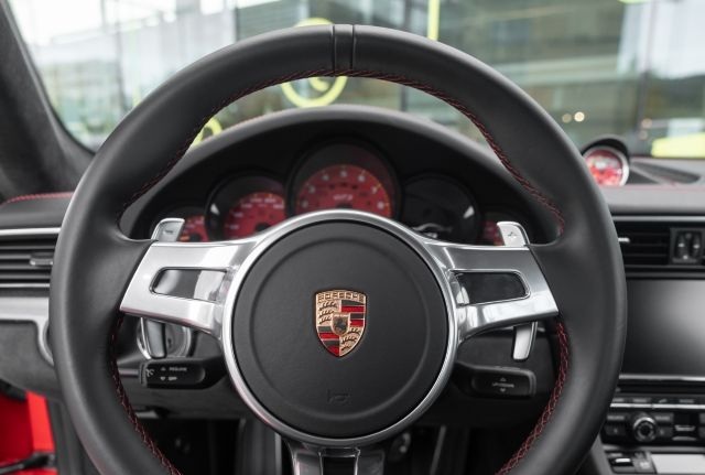 PORSCHE 911 GT3