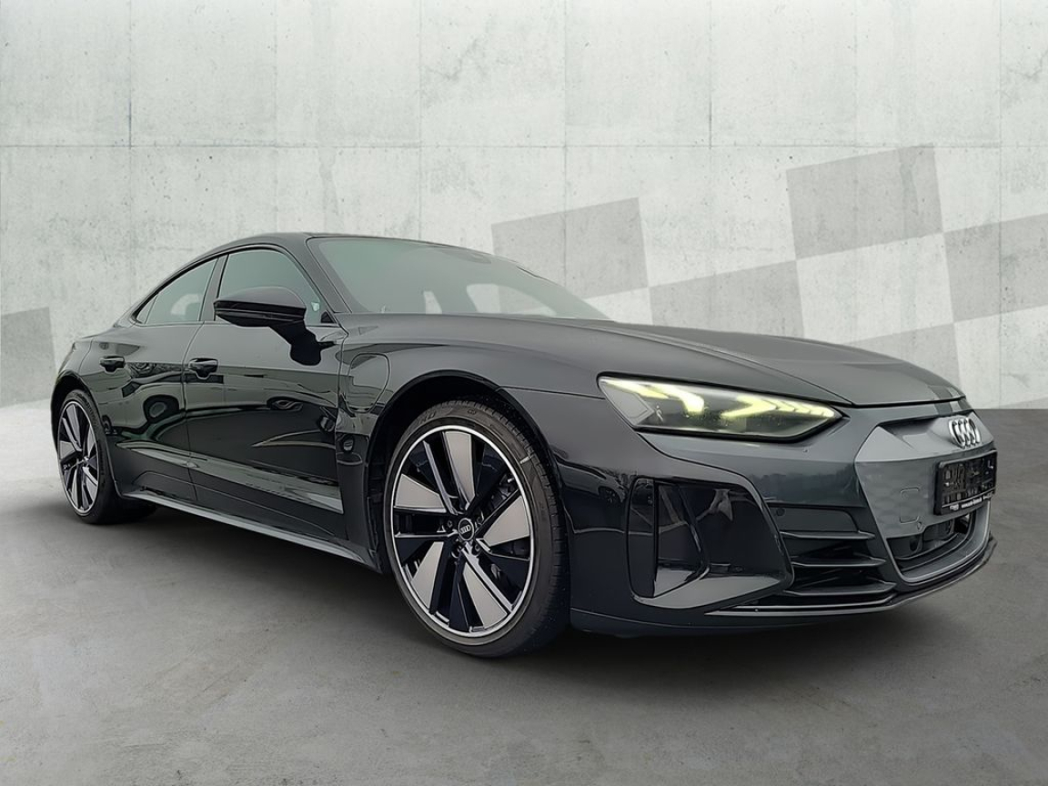 AUDI E-TRON GT