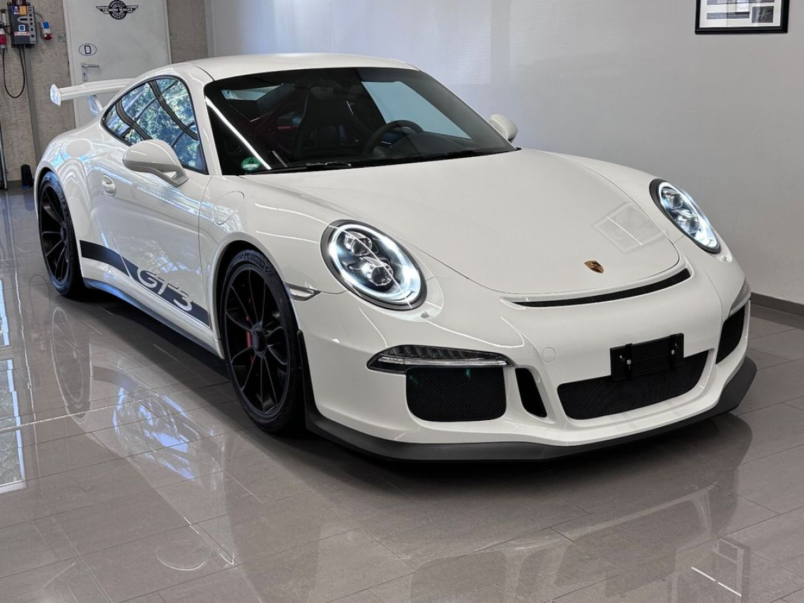 PORSCHE 911 GT3