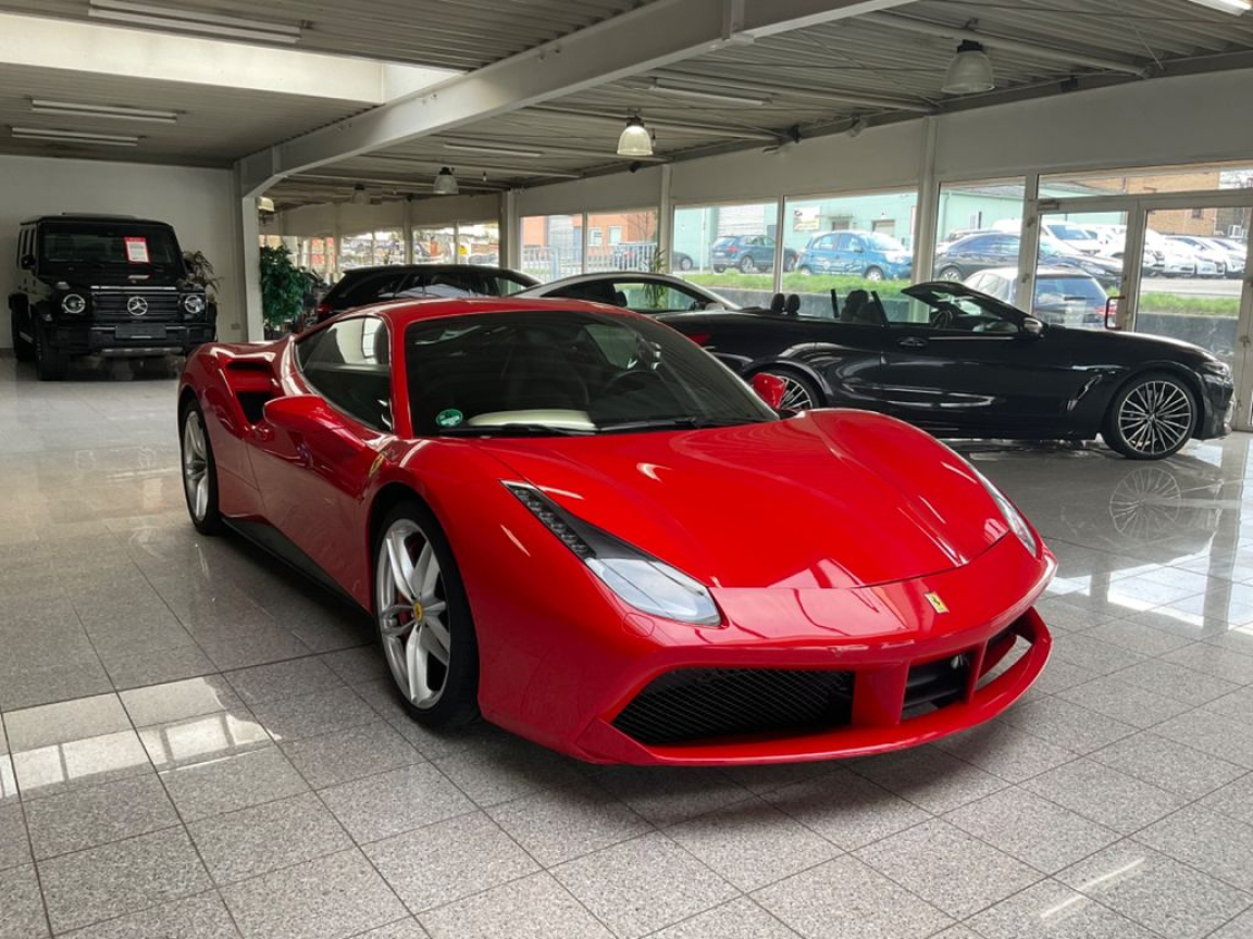 FERRARI 488 GTB
