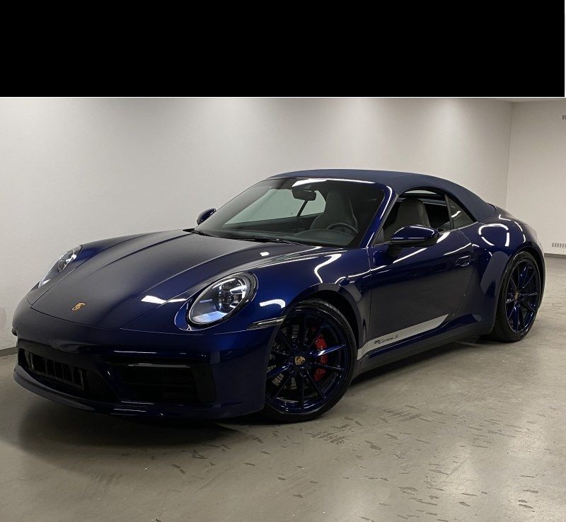 PORSCHE 911 CARRERA CABRIOLET 992
