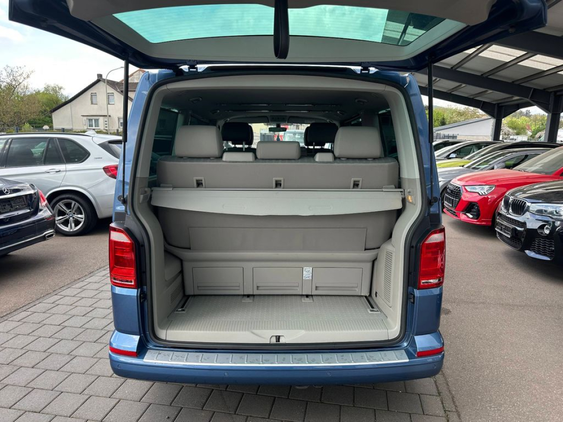 VOLKSWAGEN MULTIVAN