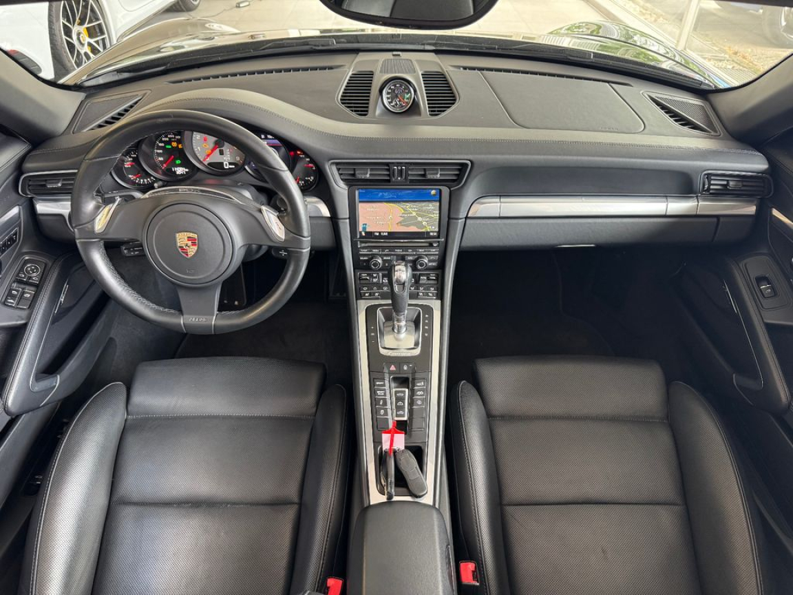 PORSCHE 911 CARRERA CABRIOLET