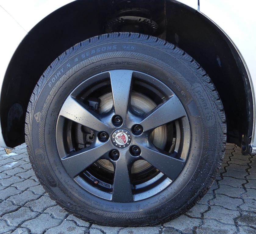 VOLKSWAGEN CALIFORNIA