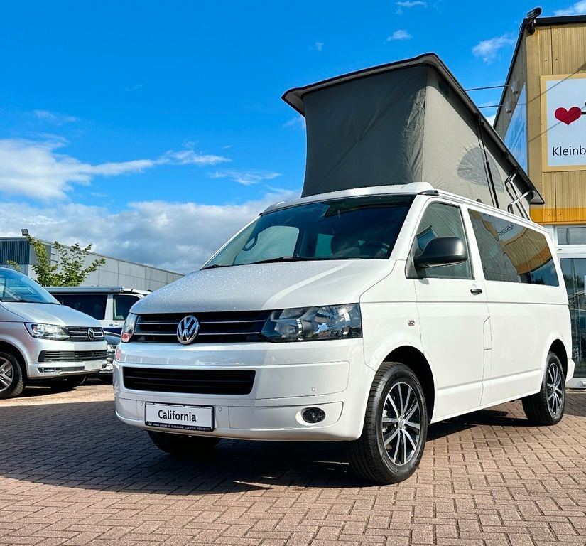 VOLKSWAGEN CALIFORNIA BEACH
