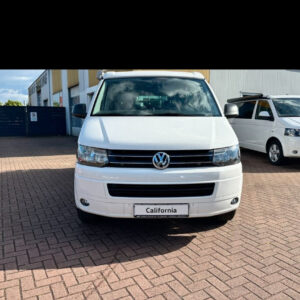VOLKSWAGEN CALIFORNIA BEACH