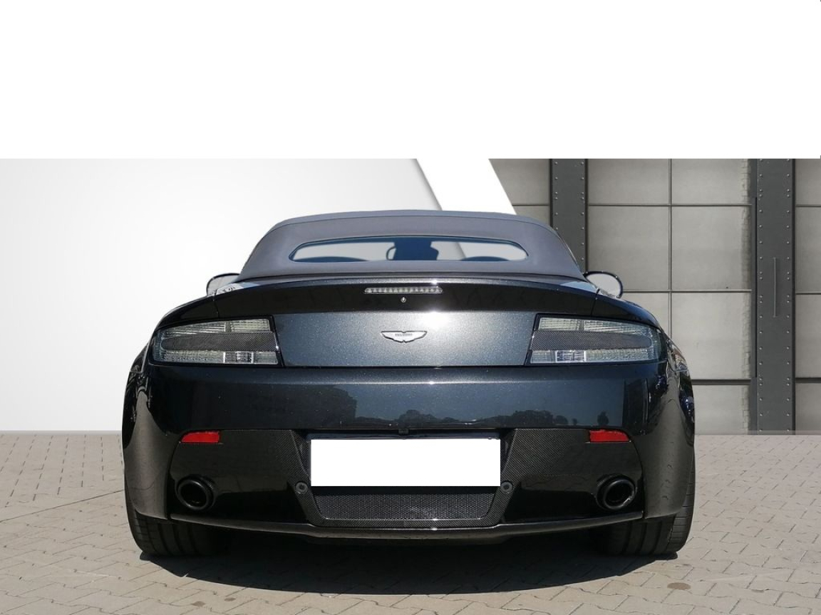 ASTON MARTIN VANTAGE