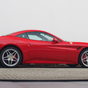 FERRARI CALIFORNIA T