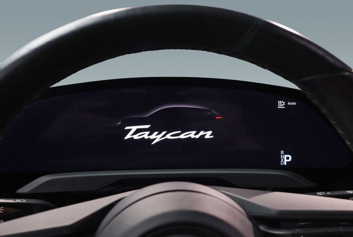 PORSCHE TAYCAN CROSS TURISMO