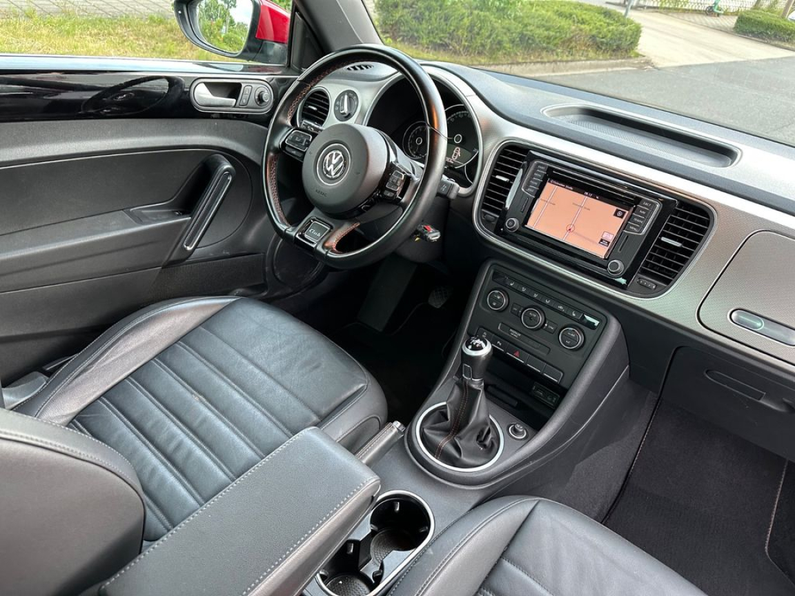 VOLKSWAGEN COCCINELLE