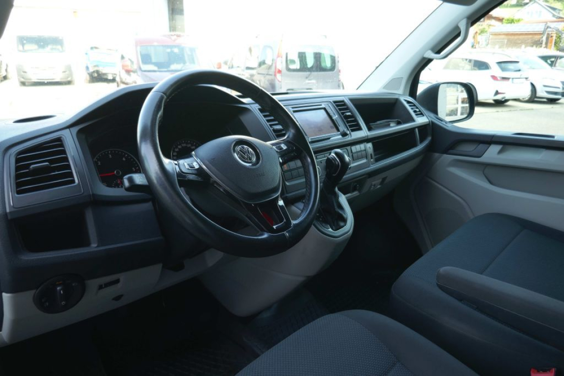 VOLKSWAGEN TRANSPORTER FOURGON