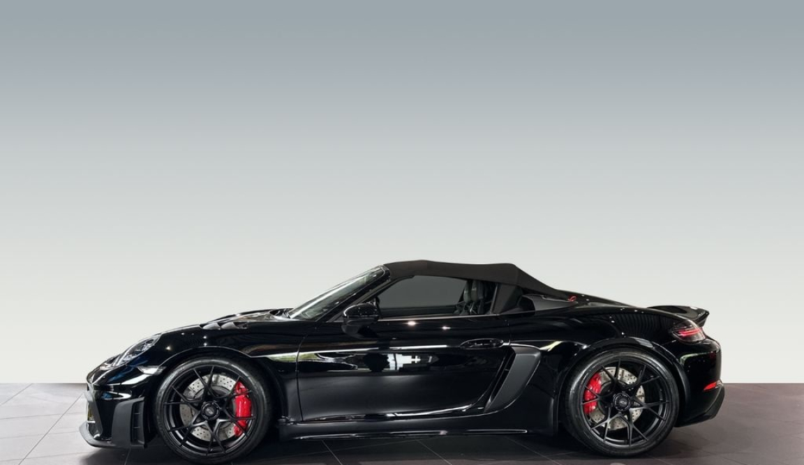PORSCHE 718 BOXSTER SPYDER