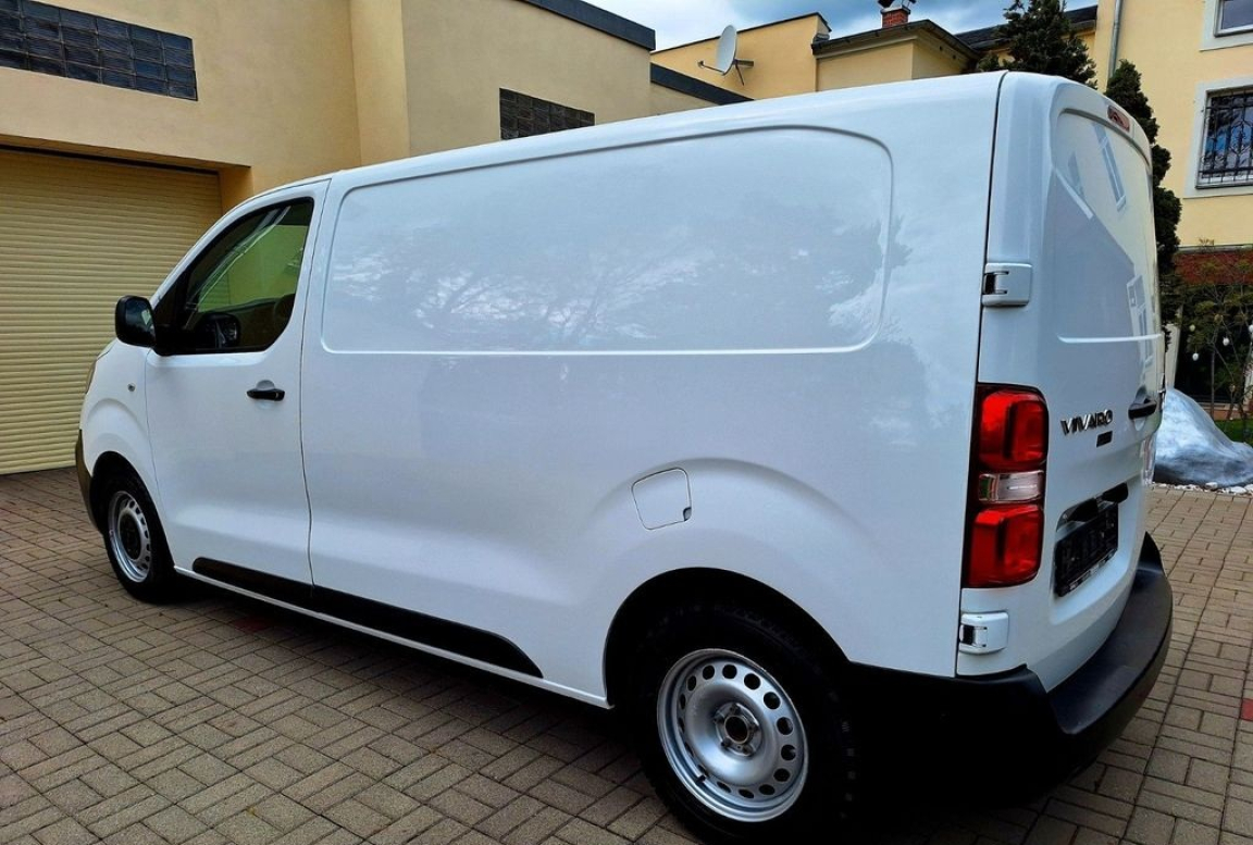 OPEL VIVARO FOURGON
