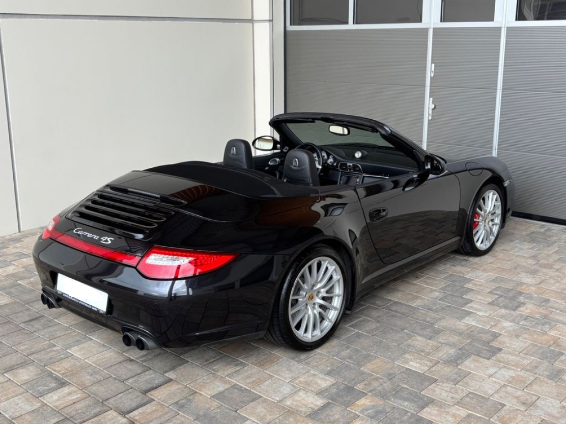 PORSCHE 911 CARRERA 4 CABRIOLET 997