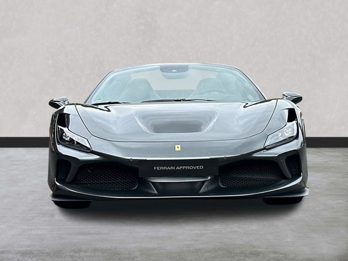 FERRARI F8 SPIDER