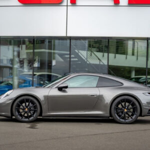 PORSCHE 911 CARRERA COUPE 992