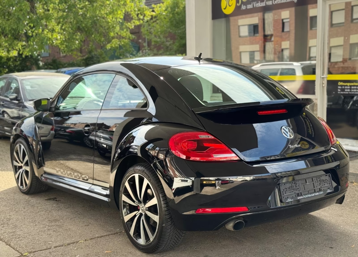 VOLKSWAGEN COCCINELLE