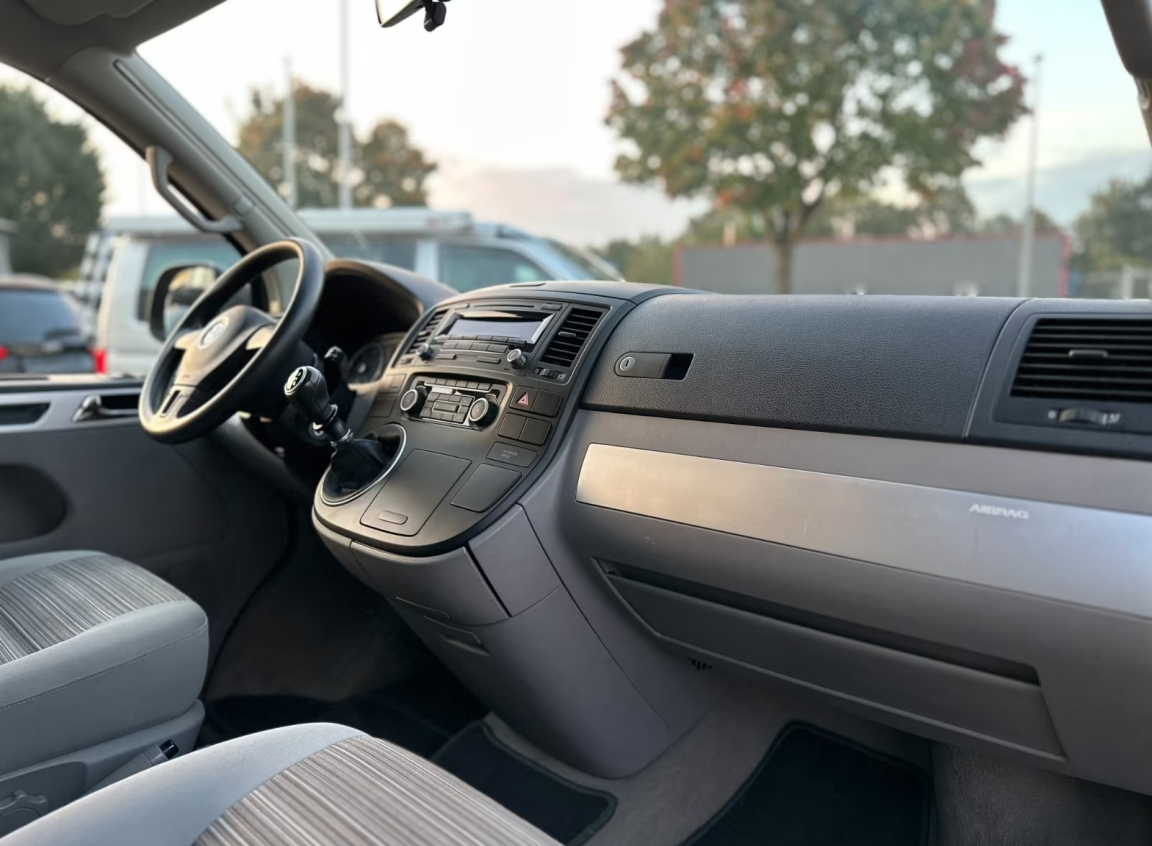 VOLKSWAGEN CALIFORNIA