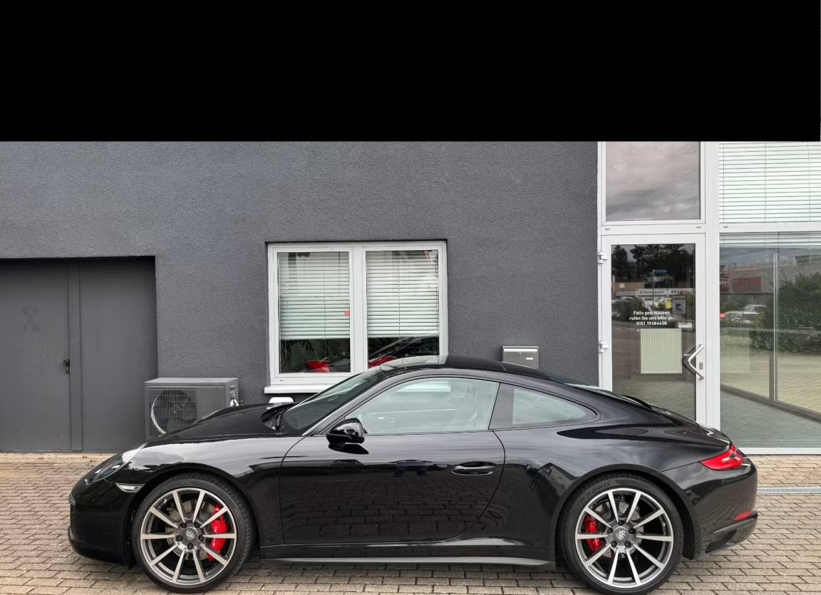 PORSCHE 911 CARRERA COUPE