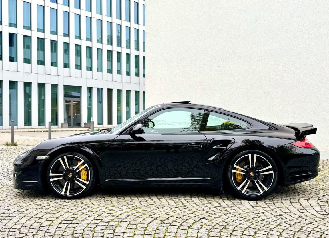 PORSCHE 911 TURBO COUPE