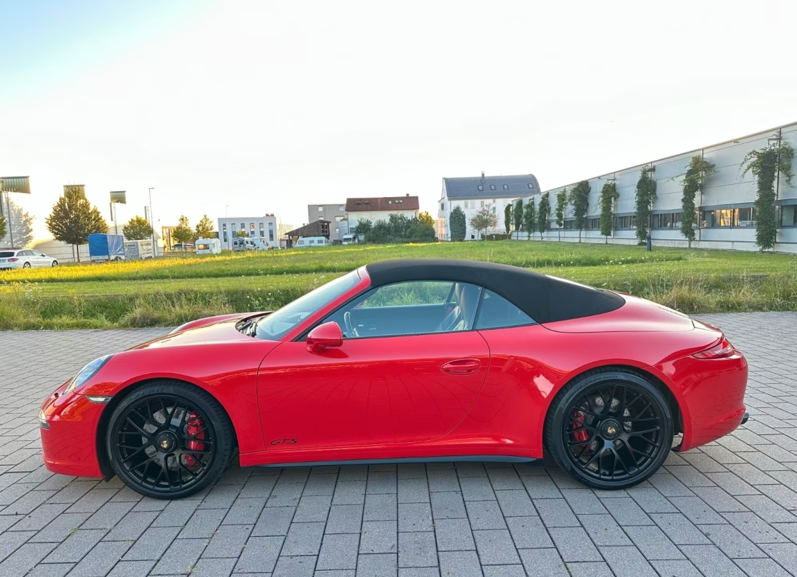 PORSCHE 911 CARRERA CABRIOLET