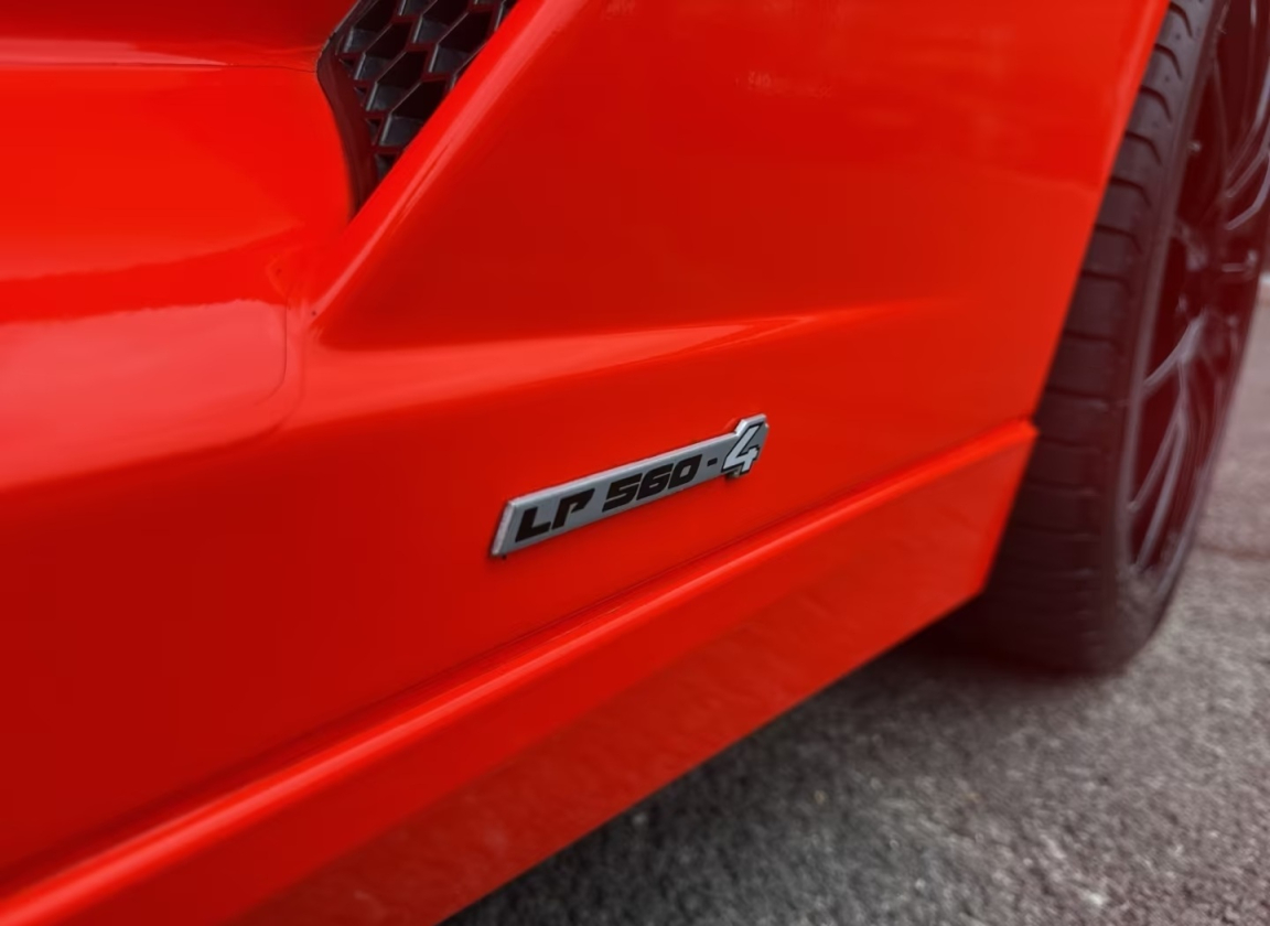 LAMBORGHINI GALLARDO LP 560-4