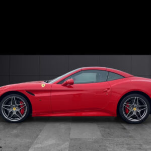 FERRARI CALIFORNIA T