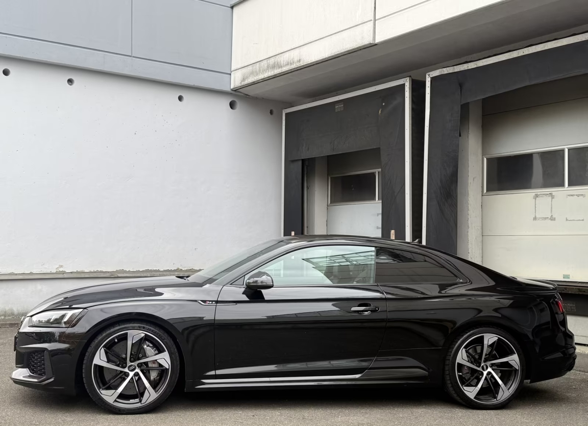 AUDI RS5