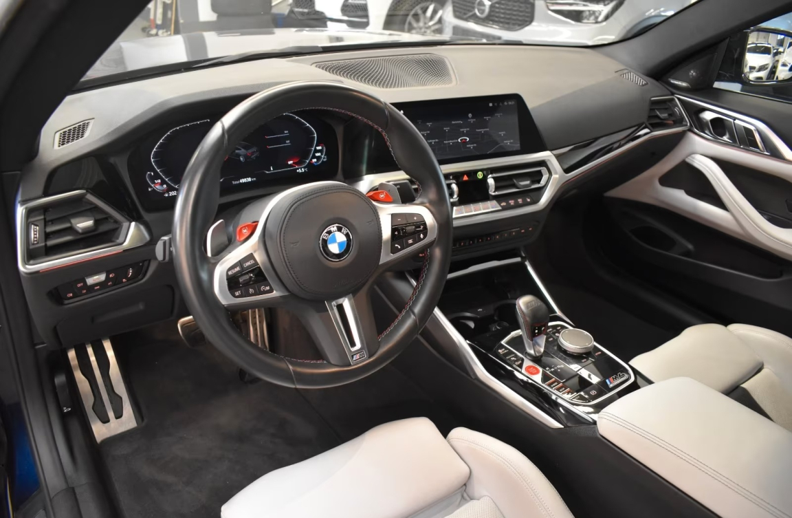 BMW M4 COMPETITION COUPE G82