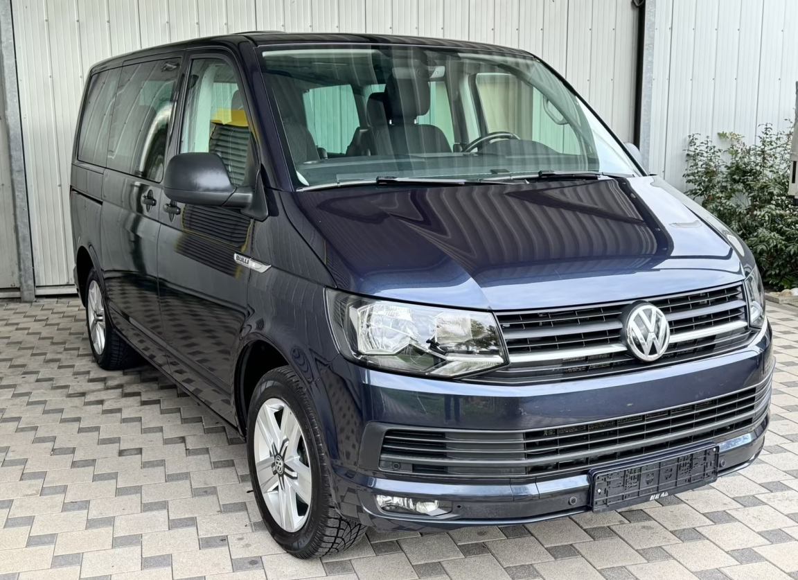 VOLKSWAGEN MULTIVAN