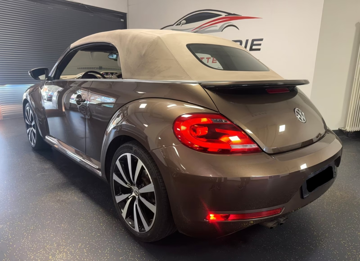 VOLKSWAGEN COCCINELLE CABRIOLET