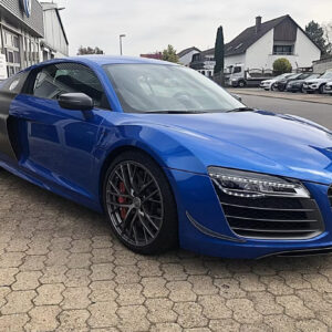 AUDI R8