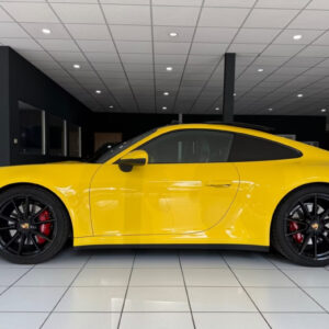 PORSCHE 911 CARRERA COUPE 992